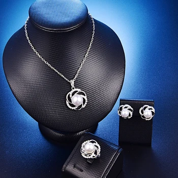 

Pearl Crystal Necklace Earrings Rings Women Fashion Vintage Antique Jewelry Set Gift