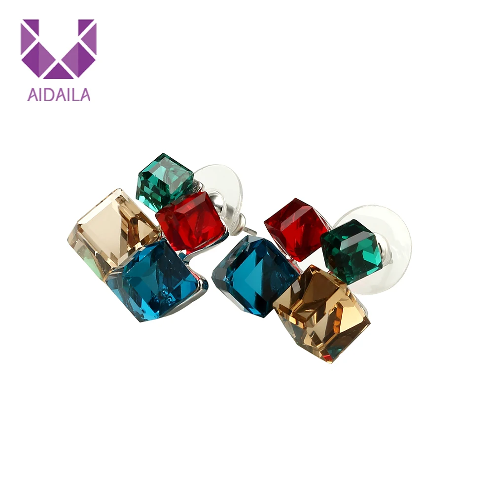 

Fashion Square Geometric Colorful Crystal Stud Earrings