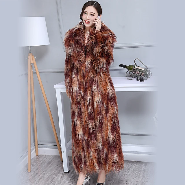AMhomely Womens Faux Fur Coat Short Plus Size Cropped Furry Jacket - Main Image