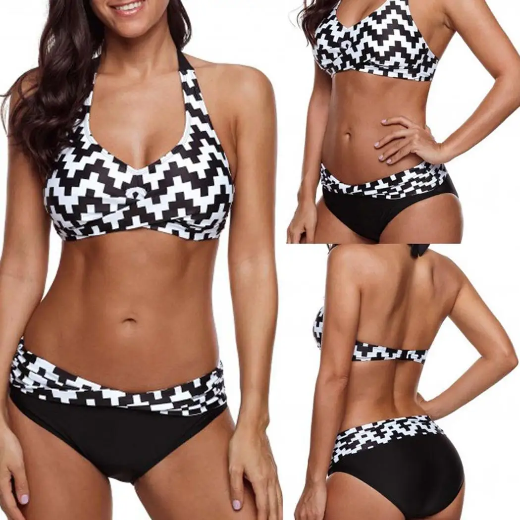 

Women Halter Sleeveless Geometric Pattern Two-piece Loose Casual Swimsuit Swimming Wear Short Short Summer
