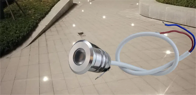 10908645979_1866570682