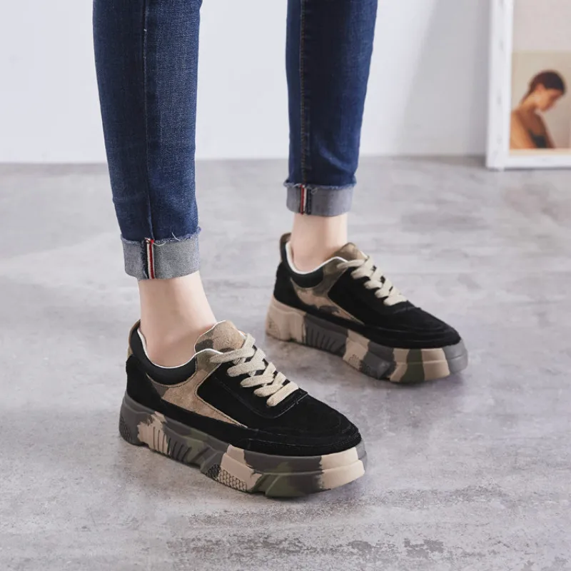 

JINBEILEE Camouflage Port Wind Skateboard Shoes Women's Thick-soled Matte Leather Sports and Leisure Wild Casual Shoes