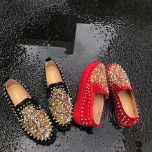 Primavera Verão 2019 Mulheres Flats Sneakers Plataforma Cristal Rios senhora sapatos deslizar sobre mocassins trepadeiras Plus Size Vermelho 43 QQ-18