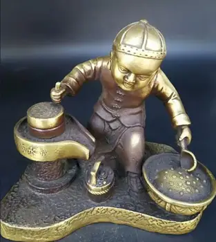 

China exquisite bronze Every dog has his day dripping into gold ornaments