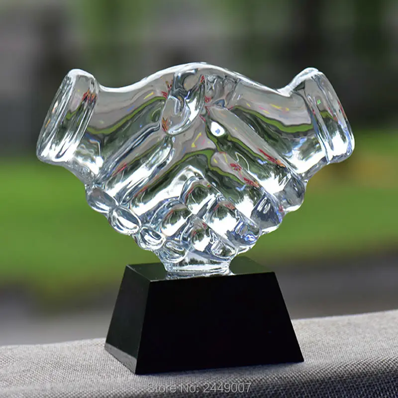 Crystal Decoration Business Supplies Gifts Office Handshake Partnership Ornaments Home Accessories Trophy Crystal Decoration Business Supplies Gifts Office Handshake Partnership Ornaments Home Accessories Trophy