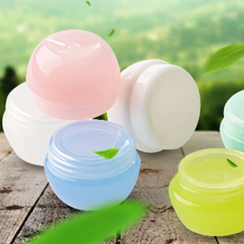 

5PCS Refillable Bottles Plastic Empty Makeup Jar Pot Travel Face Cream/Lotion/Cosmetic Container Random Color