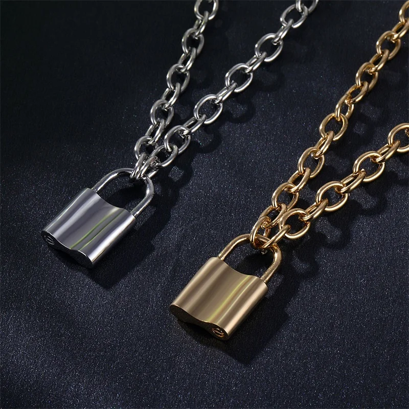 

Vintage Square Lock Pendant Necklaces For Women Friendship Gifts Simple Design Gold Silver Color Chain Alloy Pendant Neck