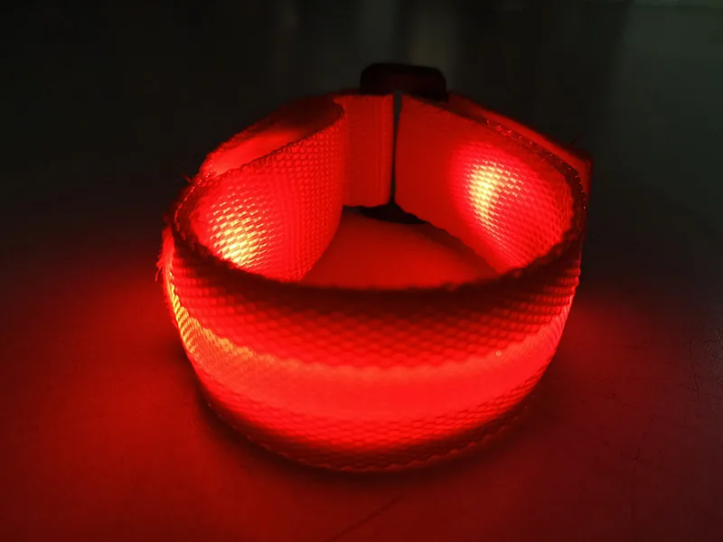 1 шт. спортивный светодиодный светильник для бега регулируемые светящиеся браслеты для бегунов велосипедистов для езды на велосипеде - Цвет: Красный