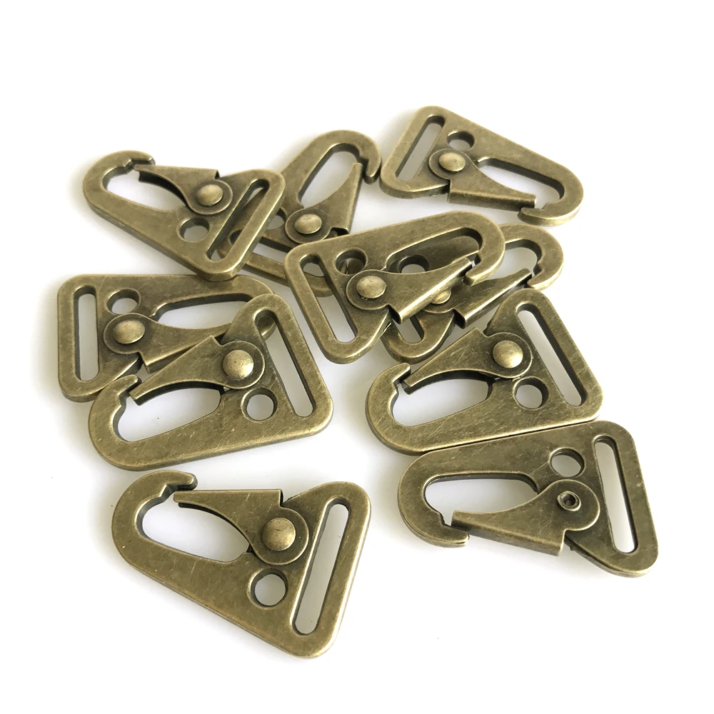 Carabiner High Strength Belt/ Metal Hook Webbing Buckle Hanging Belt Buckle Molle Camping Belt Buckle with Key Ring New Carabiner High Strength Belt/ Metal Hook Webbing Buckle Hanging Belt Buckle Molle Camping Belt Buckle with Key Ring New