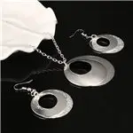 570