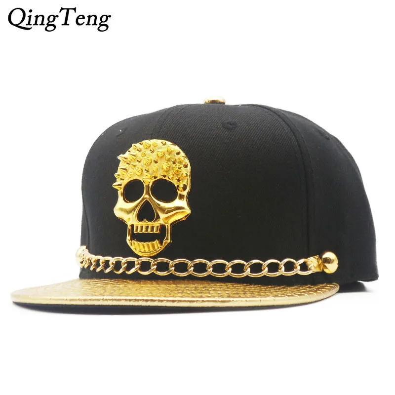 

Snapback Caps Punk Hip Hop Cap Golden Skull Rivet Logo PU Leather Visor Baseball Cap Adjustable Hats For Men Women Gorras Planas