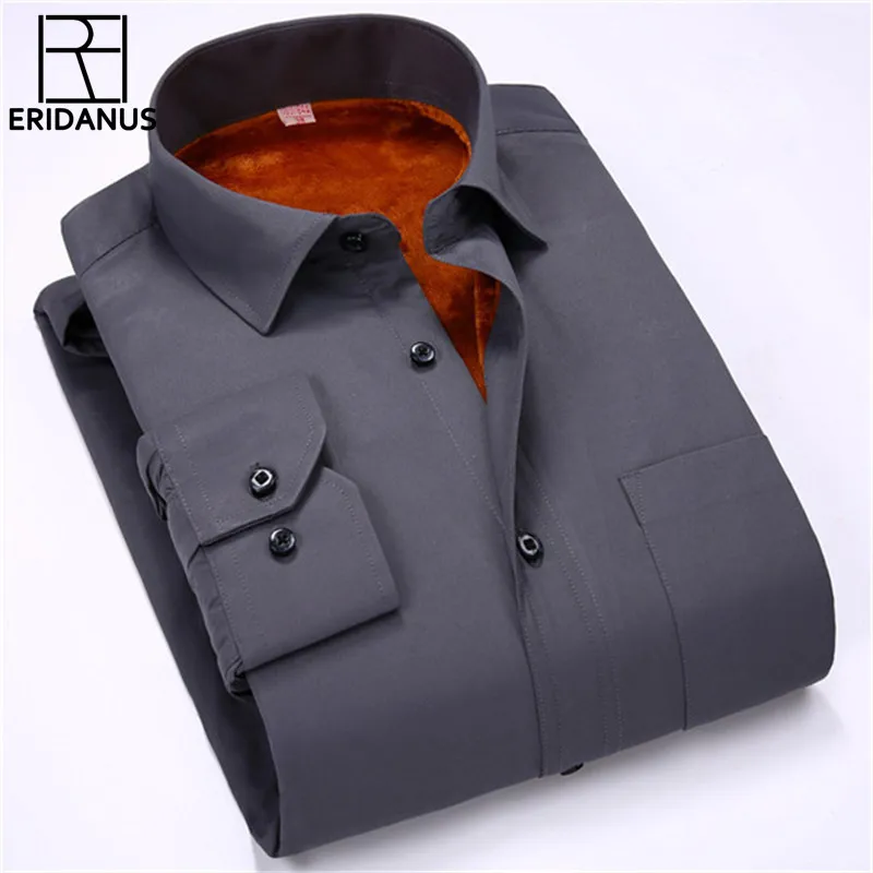 Vente 2017 Nouvelle Arrivée hommes Hiver Chaud Chemise Mode Couleur Uni manches longues Épaissir Coton Oxford Pour Hommes Occasionnels robe chemises M619