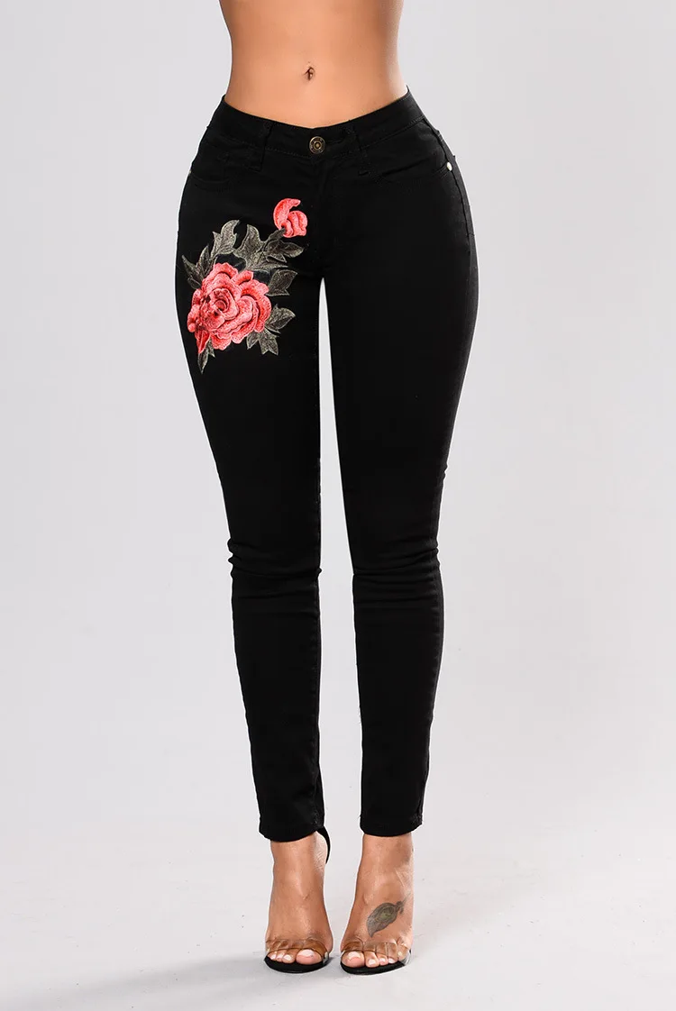 TCJULY винтажные черные джинсы для женщин, модные джинсовые штаны с вышитыми розами, обтягивающие Стрейчевые Узкие повседневные женские джинсы с эффектом пуш-ап