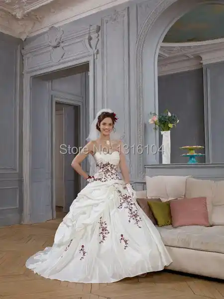 2019 Puffy White And Red Two Tone Ball Gown Wedding Dresses With