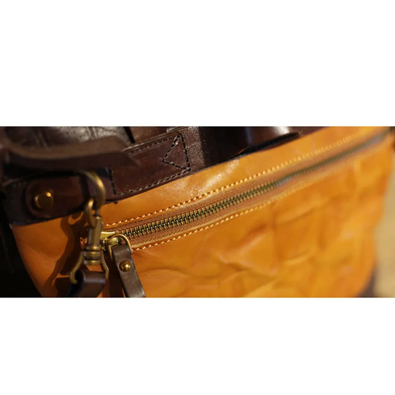 AETOO Vintage handmade leather messenger bag college wind leisure folding dual-use big bag Korean men and women bag Messenger