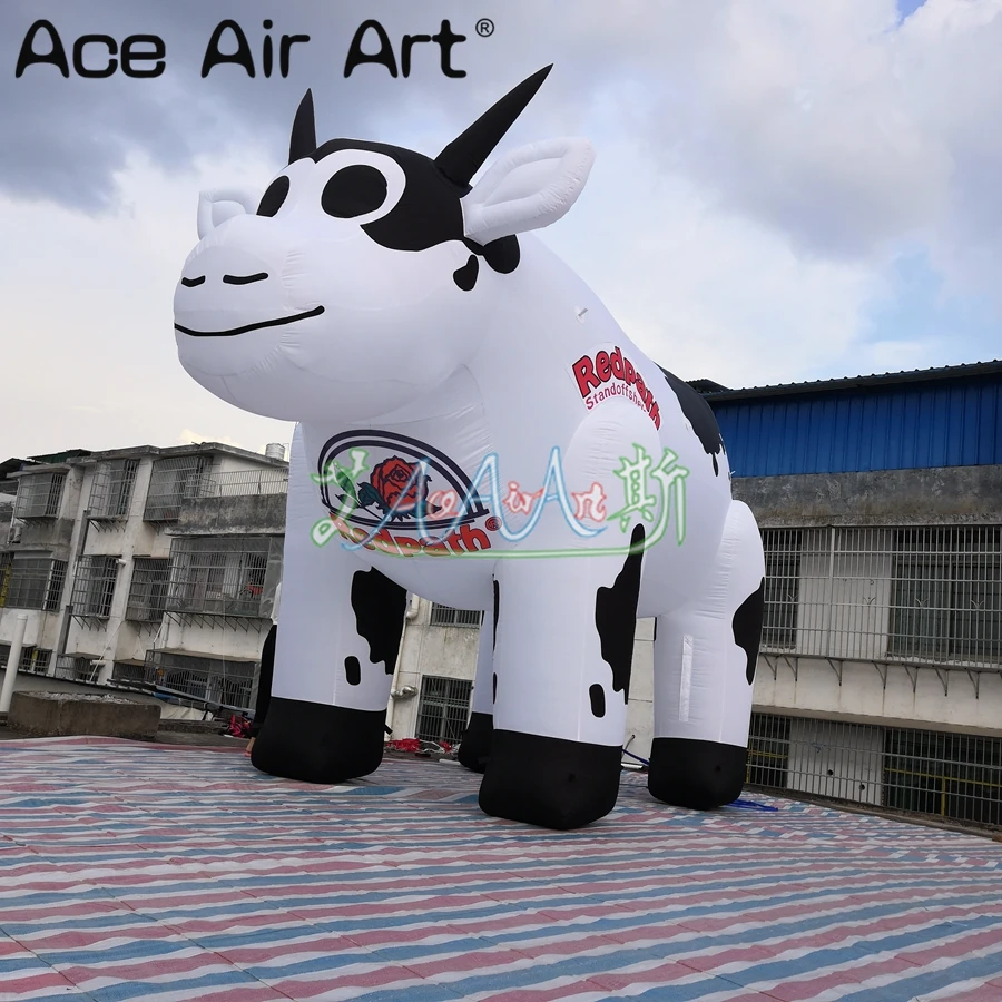  Customized new design cute vivid large standing inflatable milk cow for trade show advertising in N