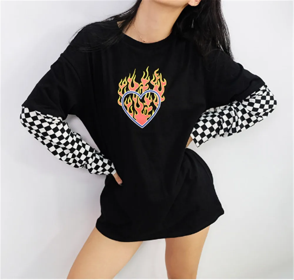 

Women Plaid Patchwork Long Sleeve Flaming Heart Print Sweatshirt 2019 Autumn Winter Female Black Checkboard Pullover Hoodies