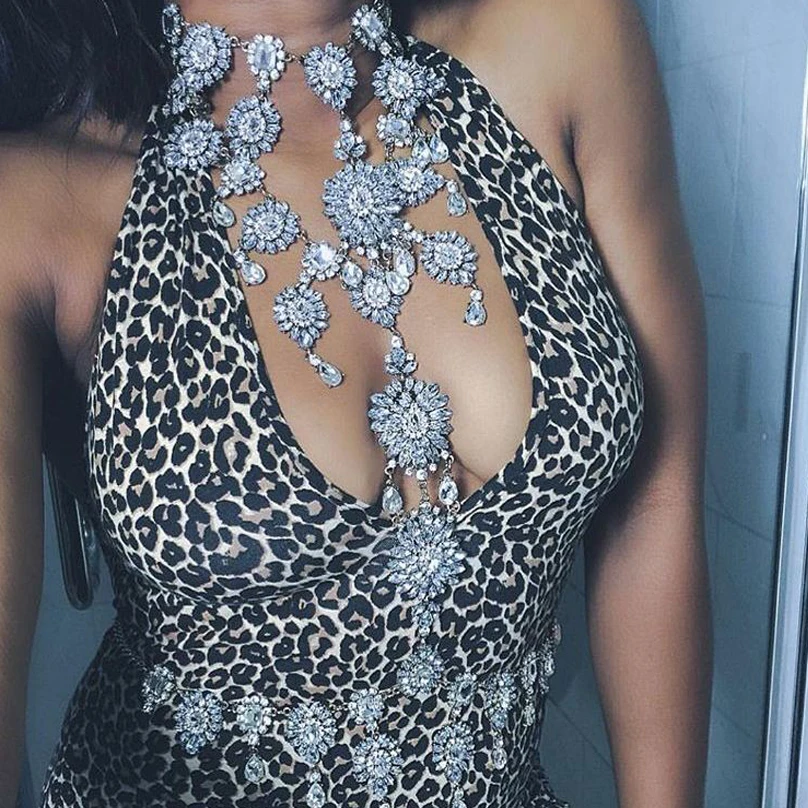 

Best lady Long DIY Handmade Luxury Summer Sexy Chunky Boho Gem Crystal Long Body Statement Chain Jewelry Maxi Necklace 3490