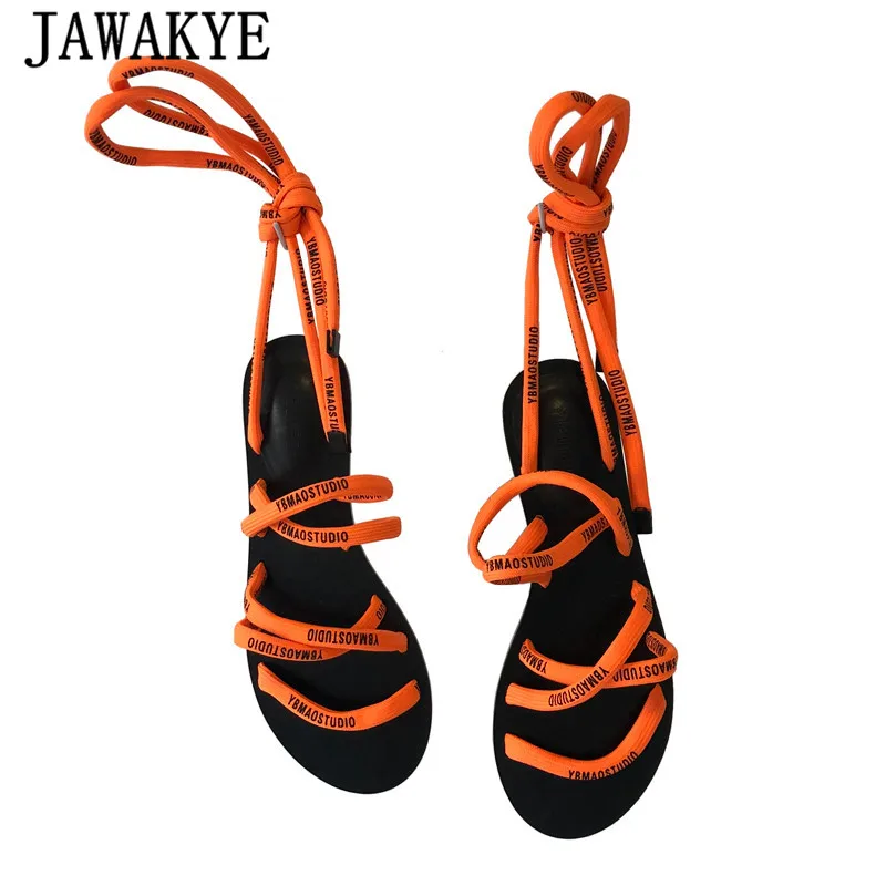 

Fluorescent Color Cross-tied Beach Sandals Women 2019 New Peep Toe Flat Summer Shoes Concise Narrow Band Gladiator Sandals Woman