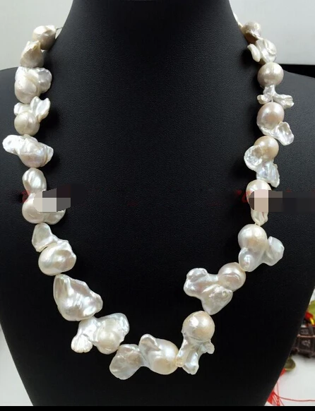 

Jewelr 006151 REAL HUGE AAA SOUTH SEA WHITE BAROQUE 15-35MM PEARL NECKLACE