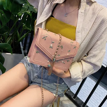 

Female Crossbody Embroidery Bag Women 2019 Quality Leather Luxury Handbag Designer Sac Main Ladies Tassel Shoulder Messenger Bag