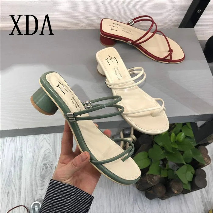 

XDA Fashion Women Slippers Low-heeled Women Shoes Thick Heel fashion slipper Fish Mouth Sandals Summer Style casual slipper D279