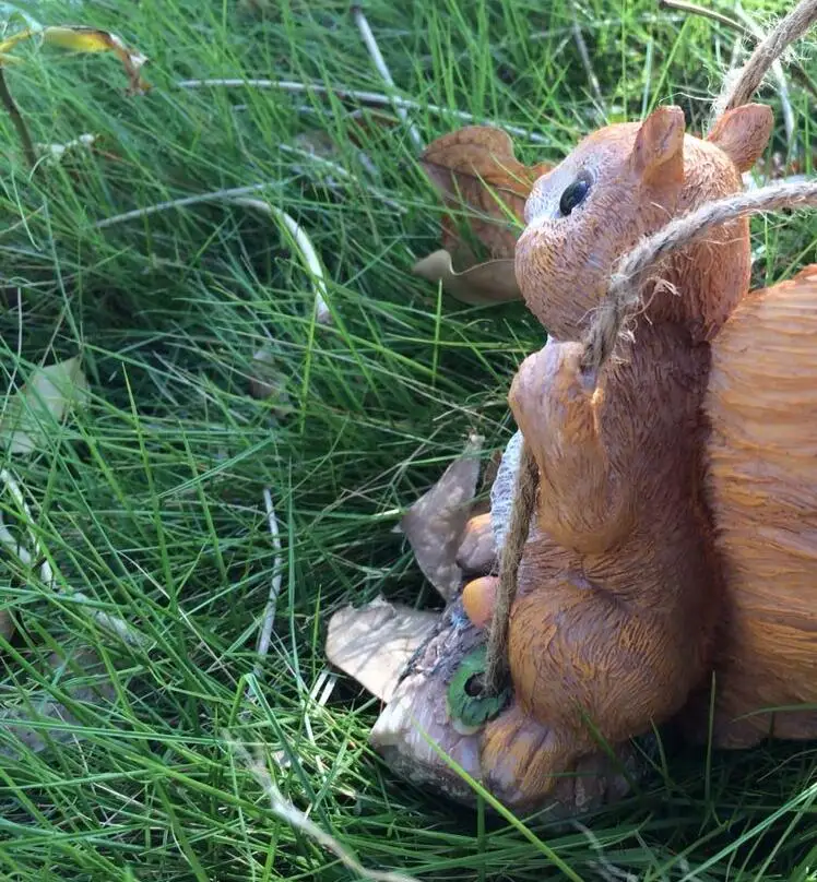  50% offSwing Squirrel Garden Decoration Villa Courtyard Kindergarten Estate Shop Ornaments Simulati - 33000092901