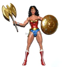 Классическая Вселенная DC " Wonder Woman свободная фигурка