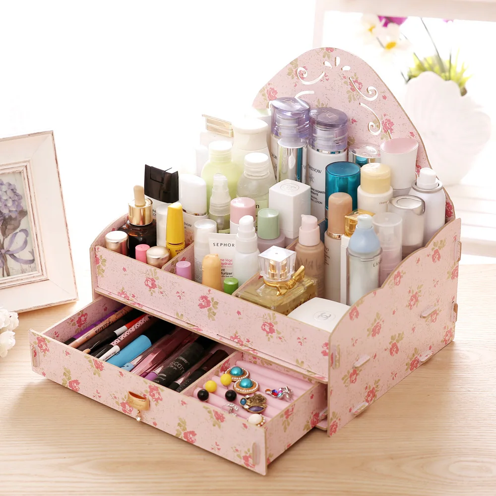 косметичка чемоданчик летуаль. коробочка для косметики. набор косметики в чемоданчике. набор косметики в коробке. набор косметики в коробке.