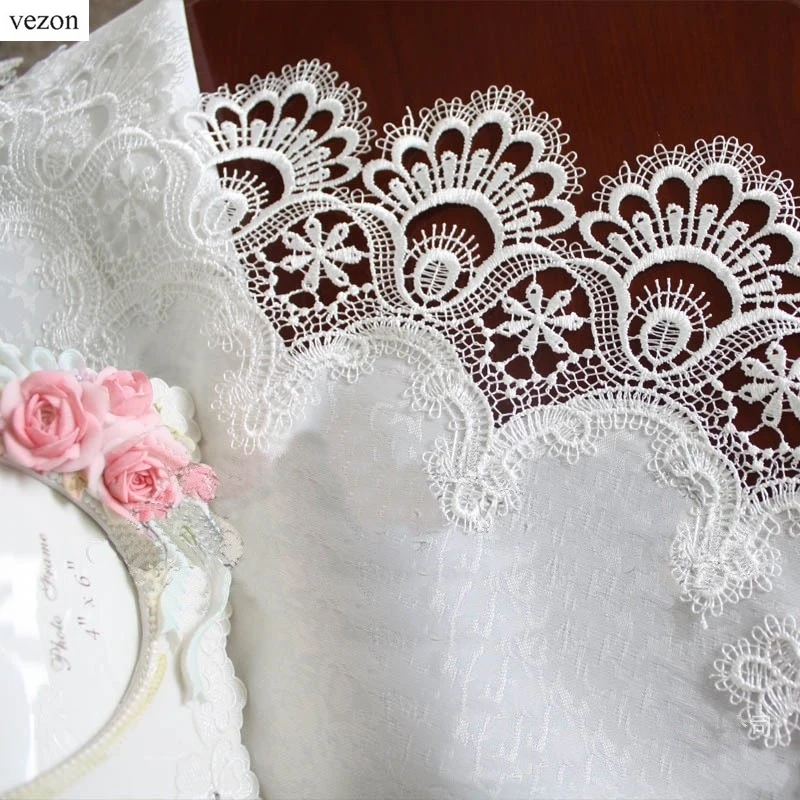 

vezon Hot 85*85cm Elegant Polyester Lace Tablecloth Delicate Peacock Table Topper Cloth Towel Wedding Party Home Overlays White