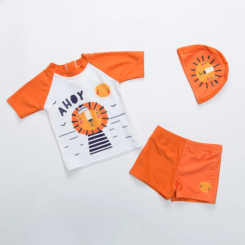 

2019 New Kids Cute Cartoon Lion Cartoon swimming Baby Boys Kids Raash Guard Swim Trunks Set 3 Piece Set 1-6y Beach Wear