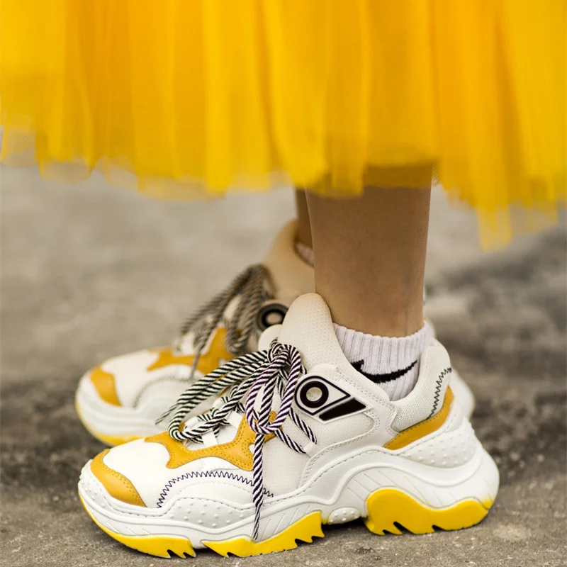 

2018 Ins-hot Spring Autumn Shoes Woman Casual Lace Up Sneakers Designer WomaN Mesh Cozy Flats Woman Tide Superstar Sneakers