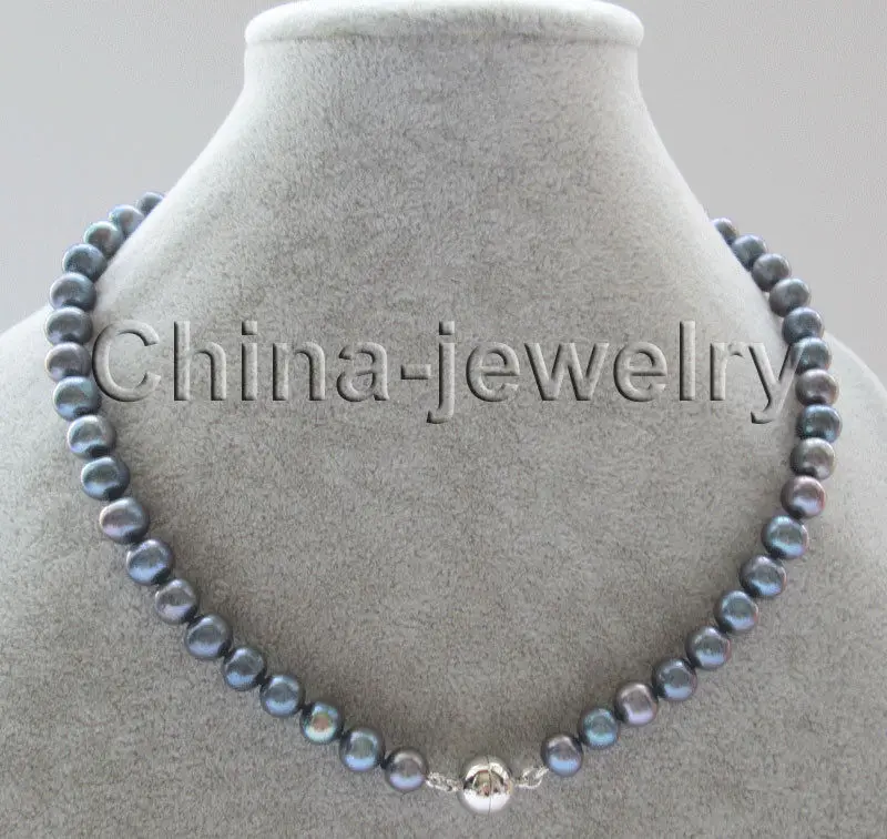 

Free shipping >>>>>AAA 17" 8-9mm black round freshwater pearl necklace - GP clasp