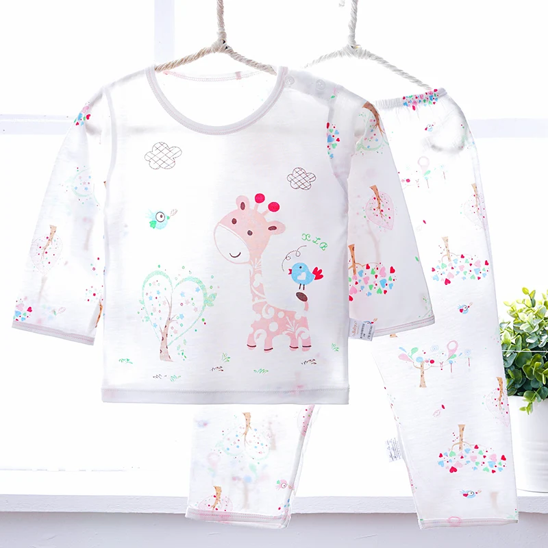 Giraffe pink