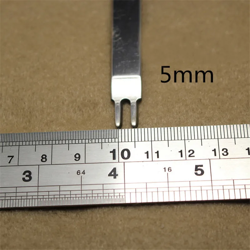 4 шт./компл. кожаное ремесло набор 1+ 2+ 4+ 6 зубец 3/4/5 мм дыроколы; сшивная кожа; удар инструменты для кожи - Цвет: 5MM