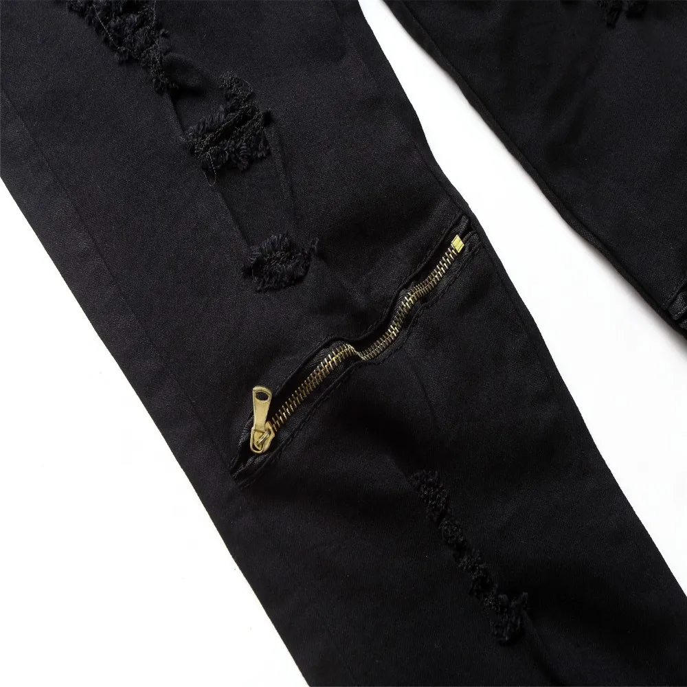 3213776596_567459199