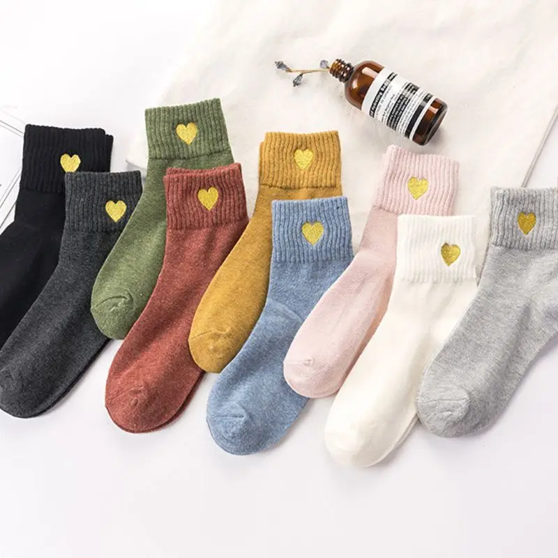 

Women Girls Winter Cotton Ribbed Knitted Mid-Calf Long Ankle Socks Gold Glitter Embroidery Love Heart Tube Hosiery Harajuku