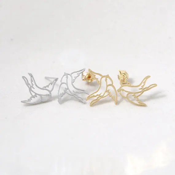 Jisensp 10 шт./партия, трендовые ювелирные изделия, милые элегантные серьги-гвоздики в виде ласточки, с животными, птицами, вечерние серьги для женщин, букле d'oreille