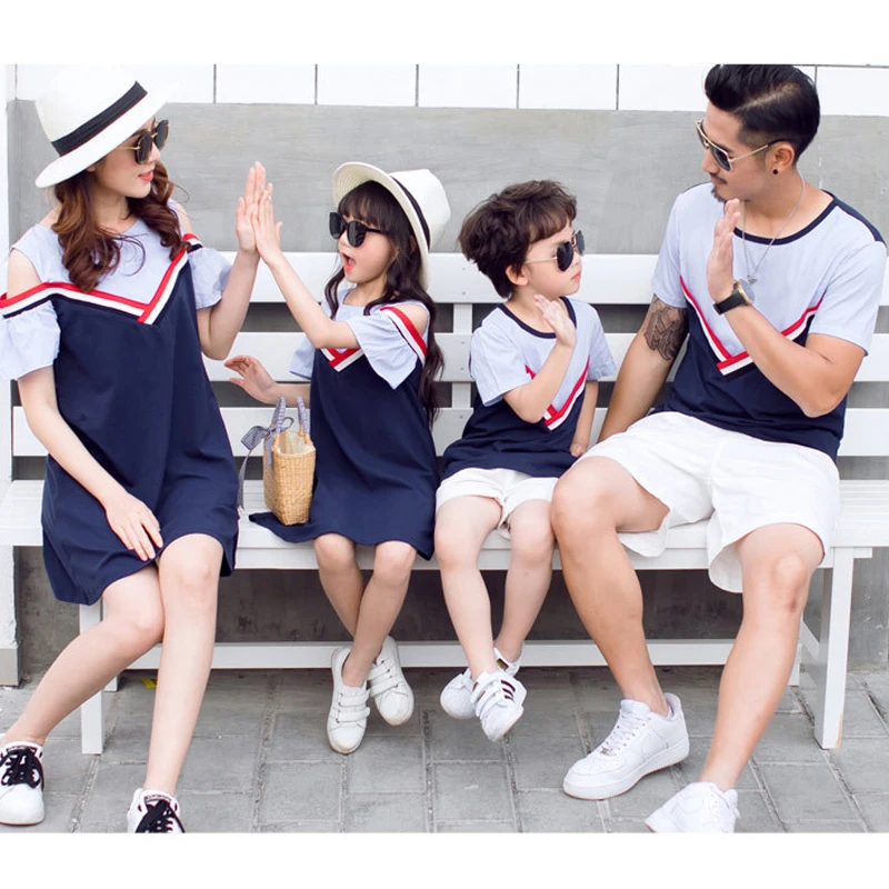 Pai e Filho de ver&atilde;o T Camisas Novo 2019 Olhar Fam&iacute;lia M&atilde;e E Filha Fora do ombro Vestidos de Fam&iacute;lia Roupas Combinando Roupas Da Fam&iacute;lia