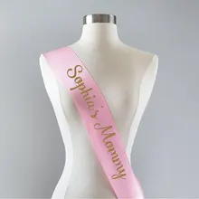 Розовый мама, чтобы быть Персонализированная с именем ребенка душа и под любую индивидуальную тематику MOM to Be пояса изготовленный на заказ и надписи Свадебная лента для вечеринки