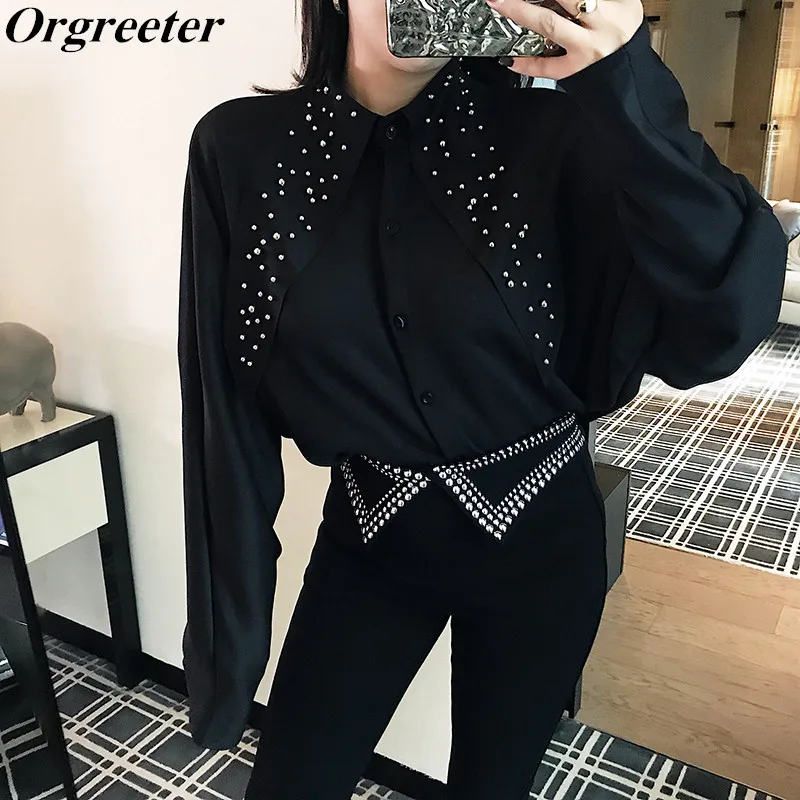 

Runway Fashion Women's shirt 2019 Spring Long Sleeve Turn-down collar Black Satin shirts Women Rivet White Satin Tops