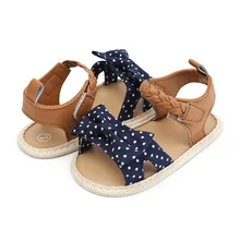 Обувь для новорожденных девочек летние сандалии в горошек с бантом малышей парусиновая мягкая Hook& Loop обувь для колыбельки
