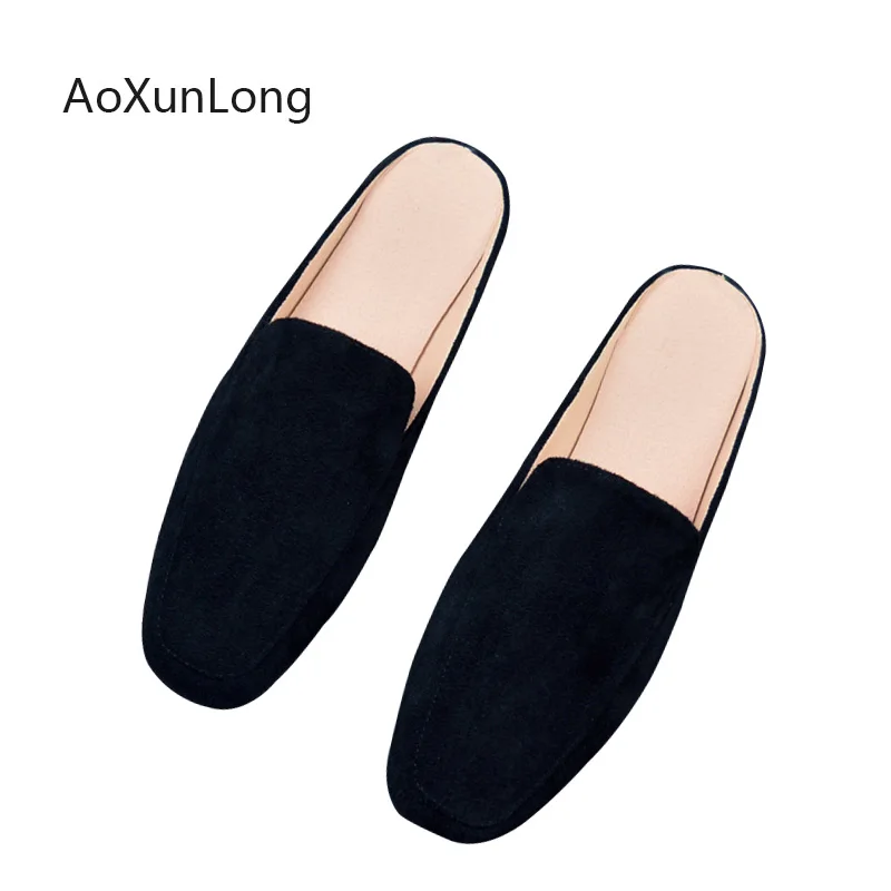 

Brand Designer Shoes High Quality Women Sandals Fashion Mules Slippers Pointed Toe Flip Flops Low Heels Beach Slippers Slides