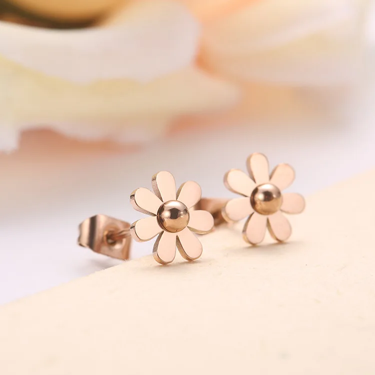 

New Design Vintage Daisy Sun Flower Stud Earrings Titanium Steel Rose Gold Wedding Earrings For Women Boucles D'oreilles BXE06