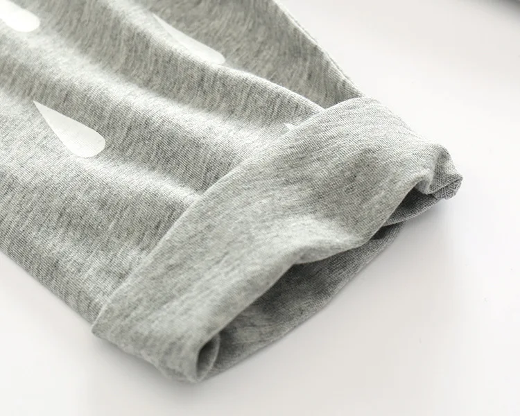 3920486511_2068599042