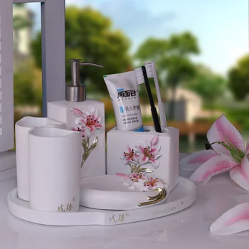 

Creative Lily White Bathroom Washing Set Bathroom Household Bathroom Five-piece Toilet Bath Tray Set LO723415
