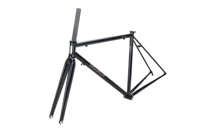 

On sale .DARKROCK R-701C road bikes frames 700C CR-MO 4135 steels Heating Treated Carbon fork bicycle parts