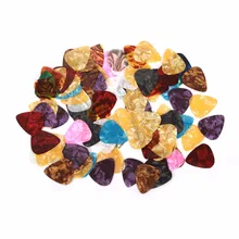 Lots of 100pcs New Thin Guitar Picks Parts Acoustic Celluloid Plectrum Multicolor 0.46mm Stringed Instruments Accessories