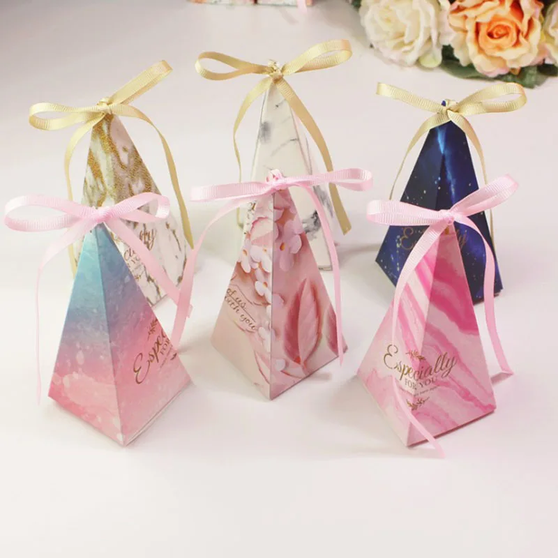 

Hot sale! Triangular Pyramid Style Candy Box Wedding Favors Dragees Box Paper Gift Boxes with Ribbon event & Party Supplies