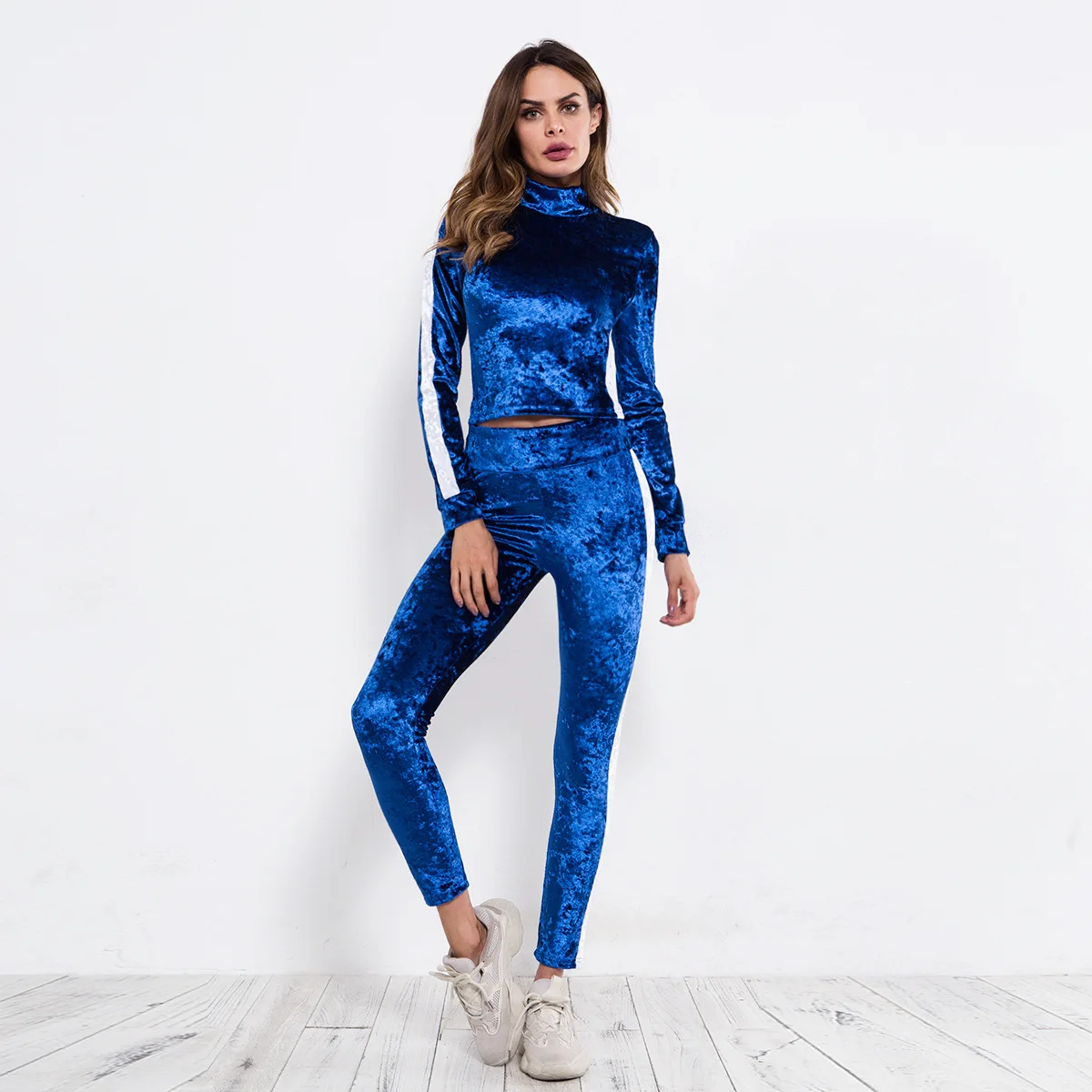 crop top sweatsuit set